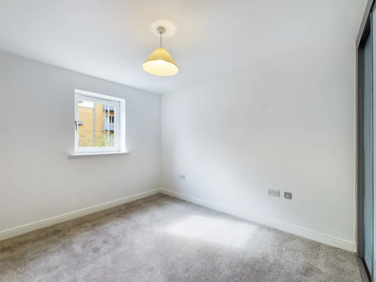 Pound Hill, Crawley, RH10, photo 7
