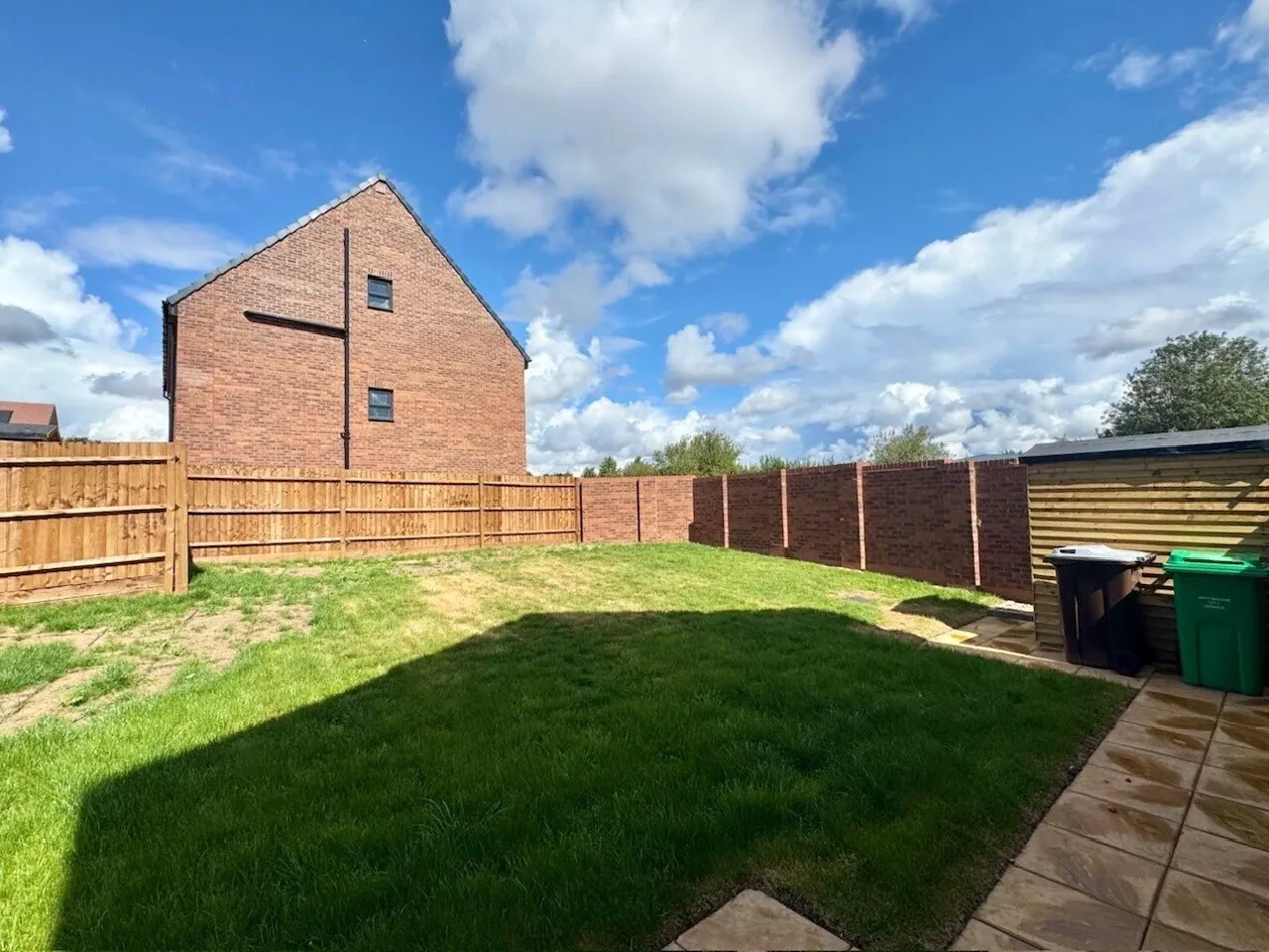Gibbs Avenue, Nottingham, NG8, photo 12