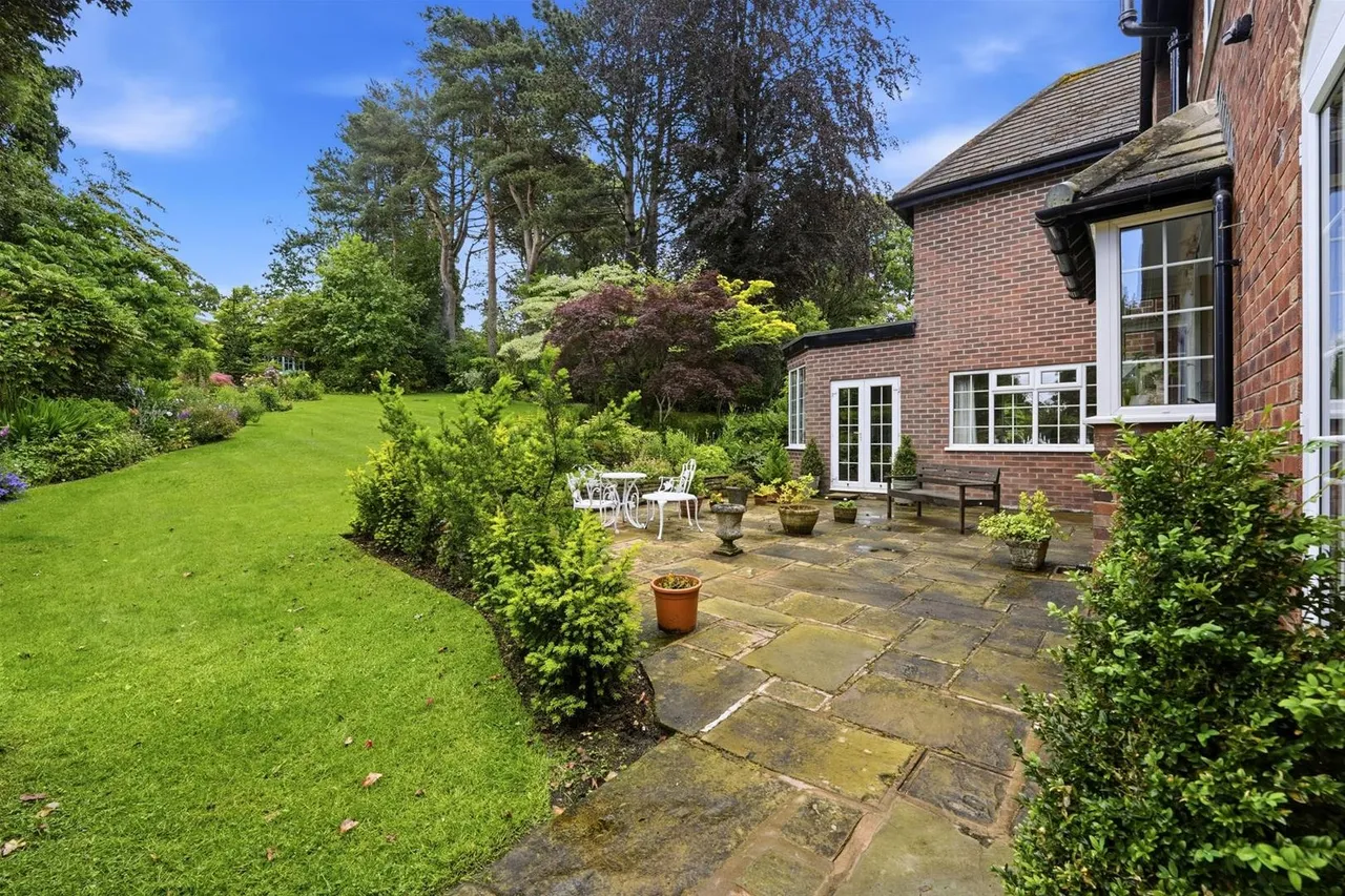 Badger Road, Prestbury, photo 20