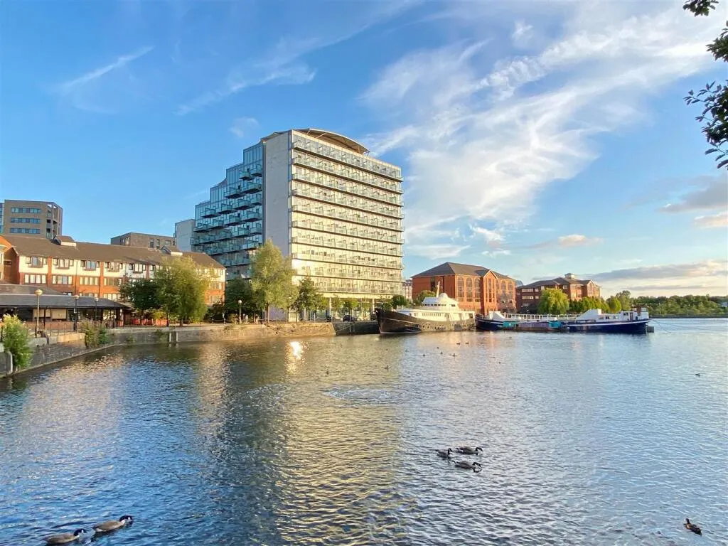 1 bed flat for sale, Clippers Quay, Salford, M50