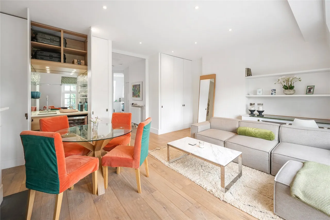 Sloane Court West, London, SW3, photo 5