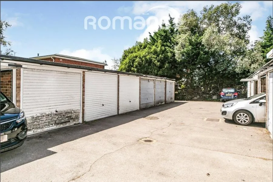 Burghfield Road, Reading, RG30, photo 9