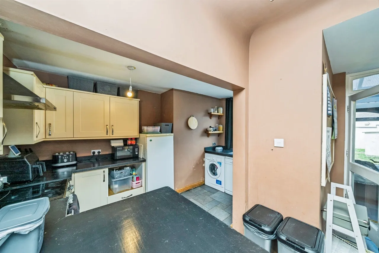 Thirlmere Drive, Wallasey, photo 5
