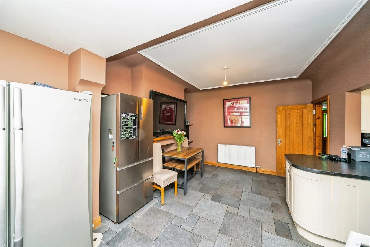 Thirlmere Drive, Wallasey, photo 4