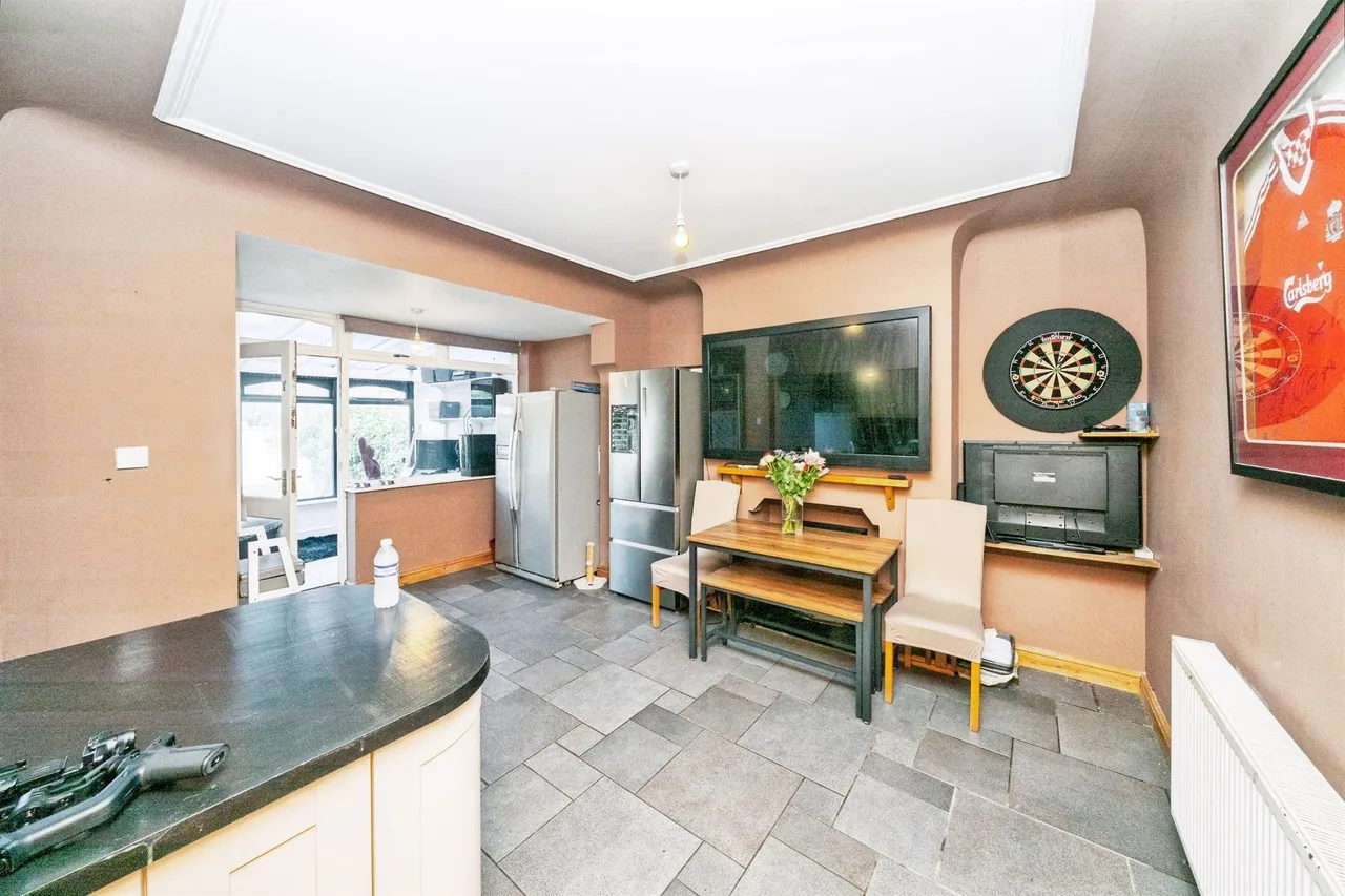 Thirlmere Drive, Wallasey, photo 6