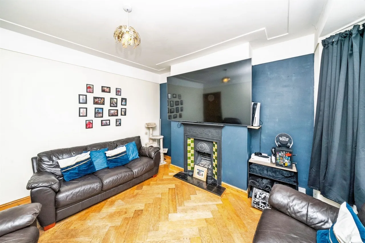 Thirlmere Drive, Wallasey, photo 2