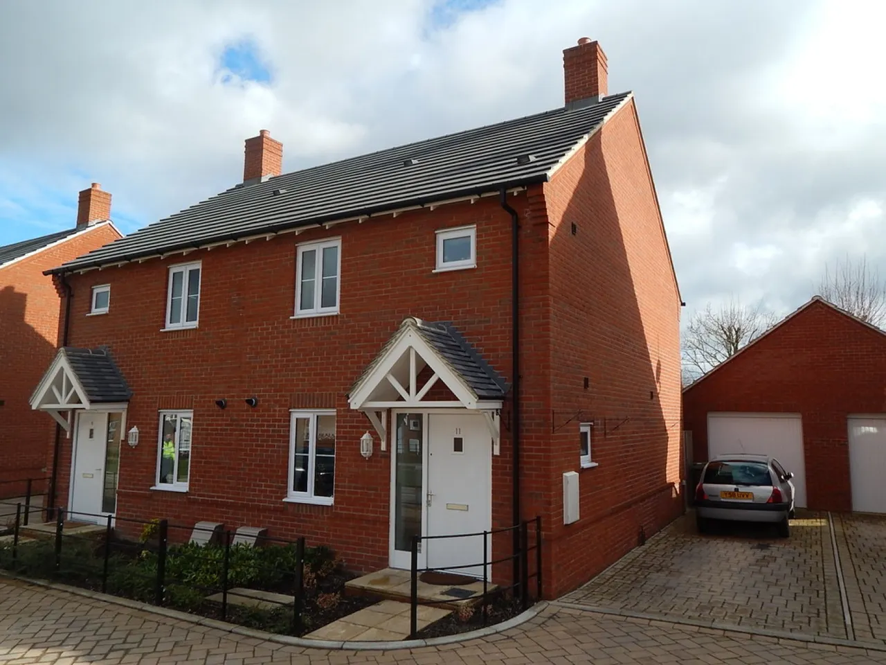 3 bed house for sale — The Avenue, Didcot, Oxon
