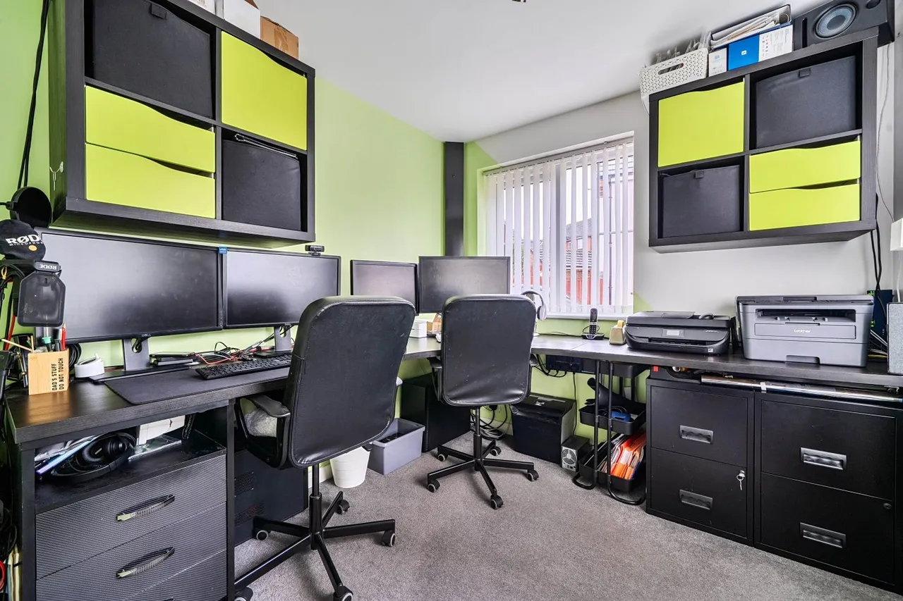 Bishop Drive, Birmingham, B37, photo 11
