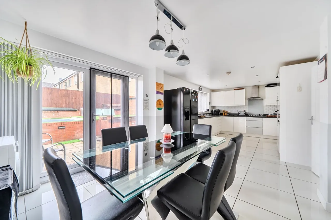 4 bed house for sale, Bishop Drive, Birmingham, B37