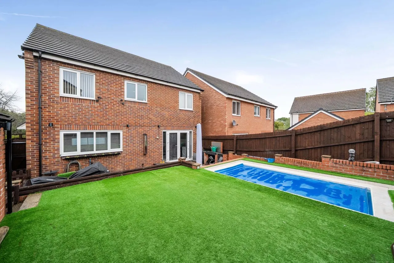 Bishop Drive, Birmingham, B37, photo 22