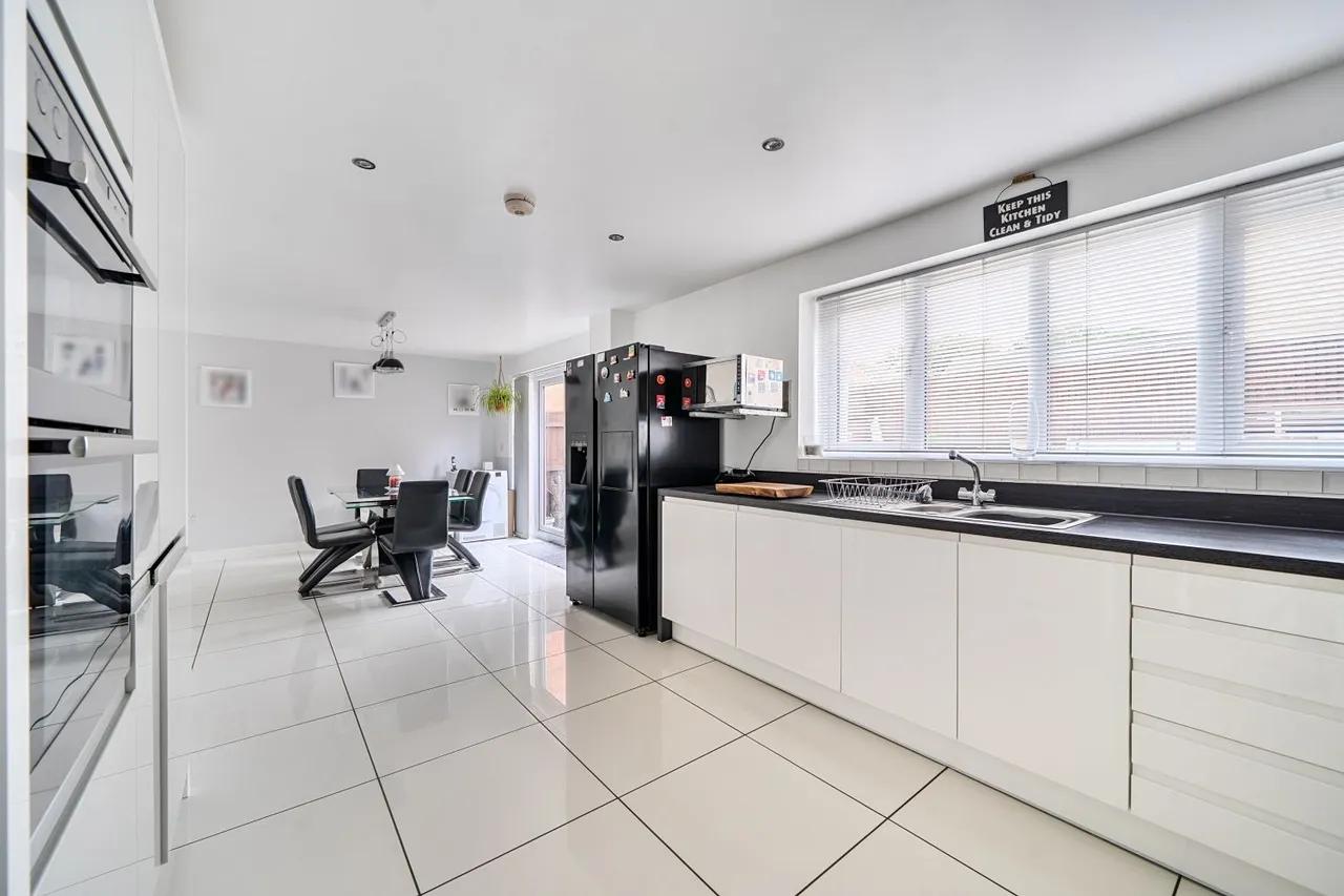 Bishop Drive, Birmingham, B37, photo 7