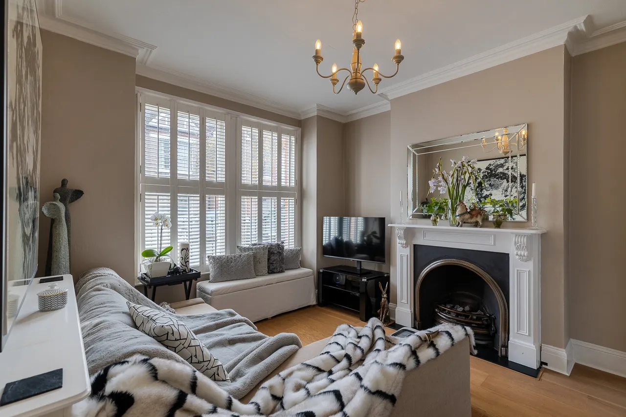 Lambrook Terrace, Hammersmith and Fulham, Fulham, London, SW6, photo 6