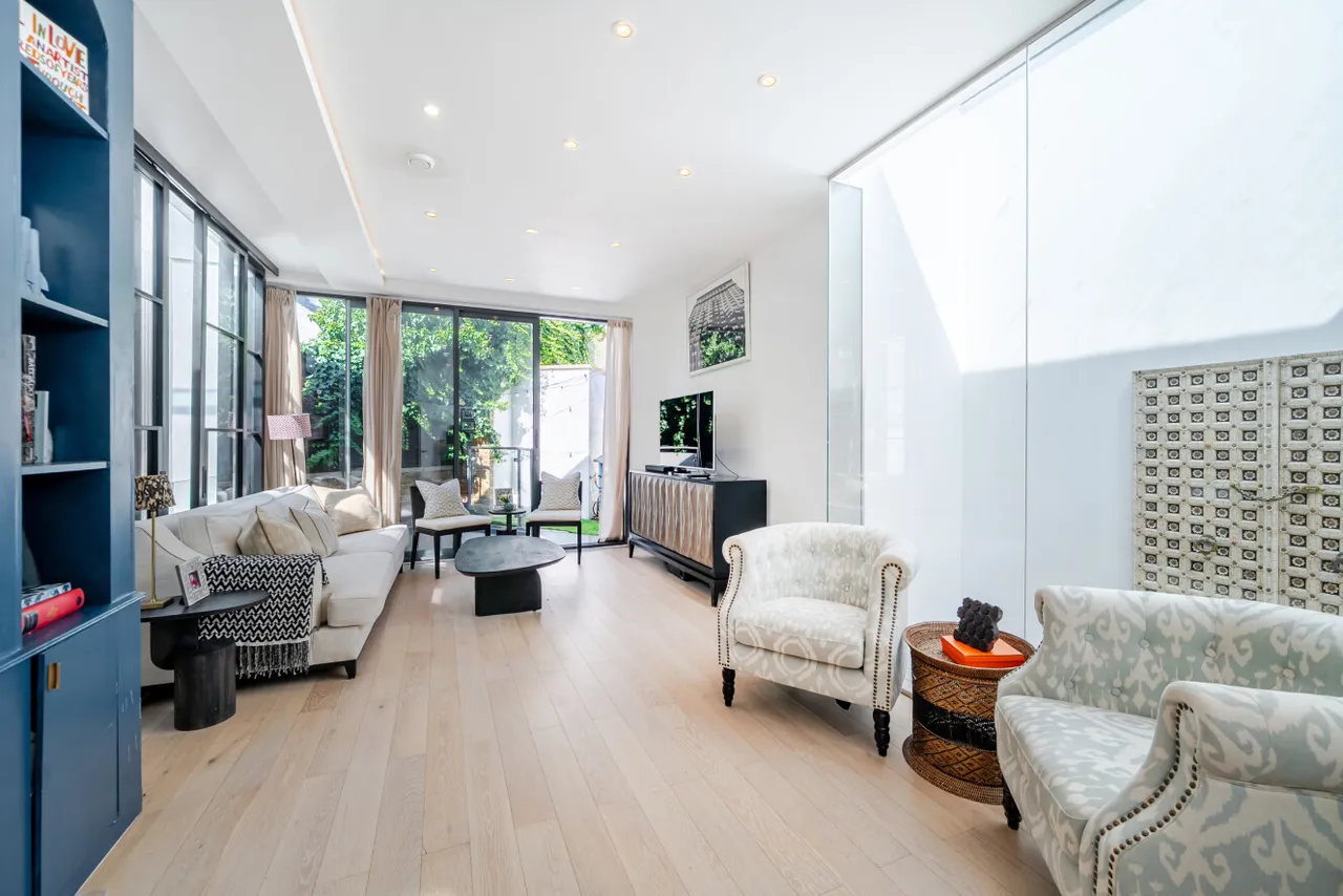 Broughton Road, Fulham, SW6, photo 5