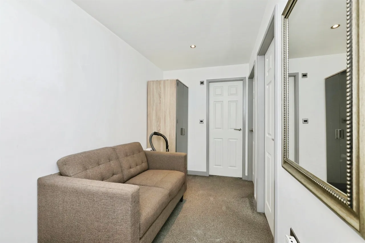 Princes Street, Doncaster, DN1, photo 12