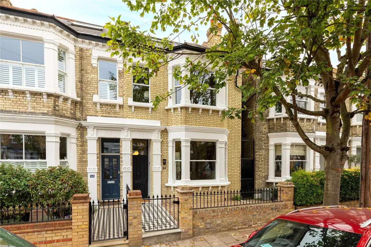 5 bed house for sale — Santos Road, Putney, London, SW18 1NS