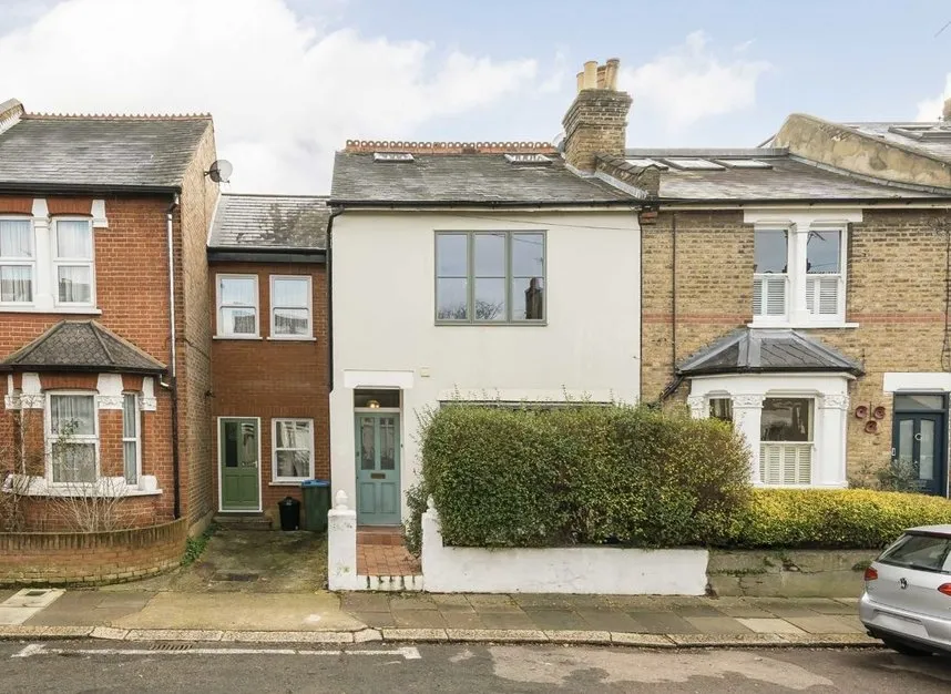 3 bed house for sale — Haliburton Road, St Margarets, TW1