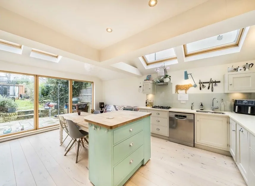 Haliburton Road, St Margarets, TW1, photo 2