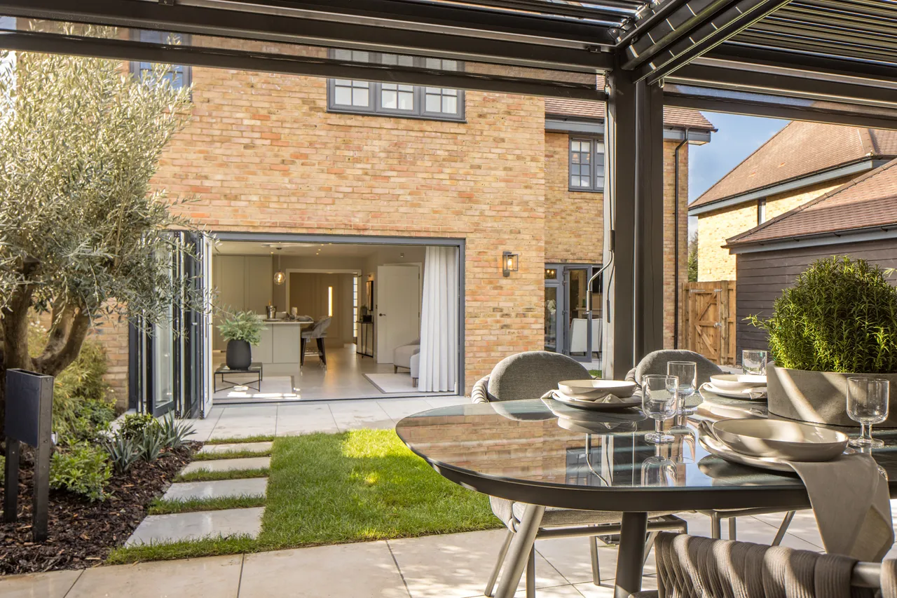 Risborough Road, Little Kimble, HP17, photo 6