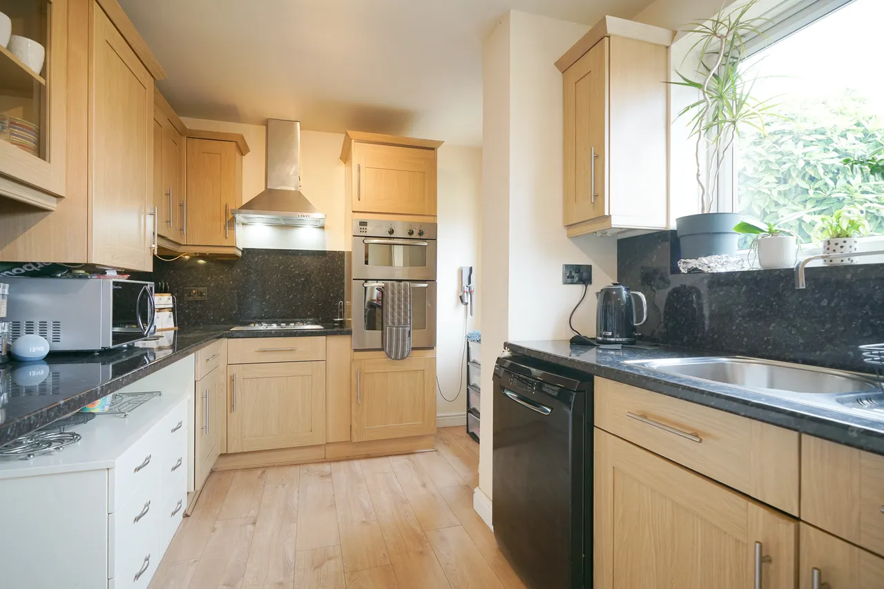 Manor Road, Chesham, photo 5