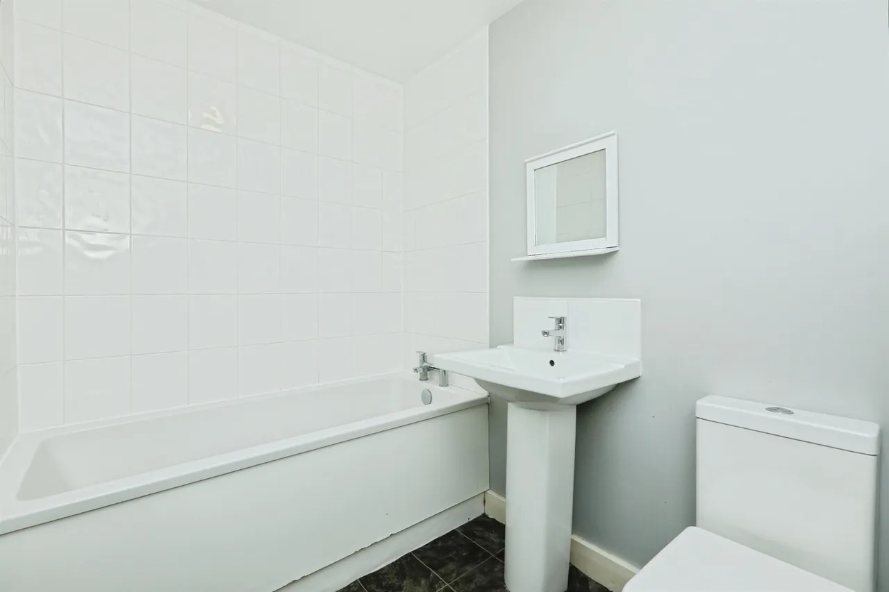 Haydock Chase, Dinnington, S25, photo 10