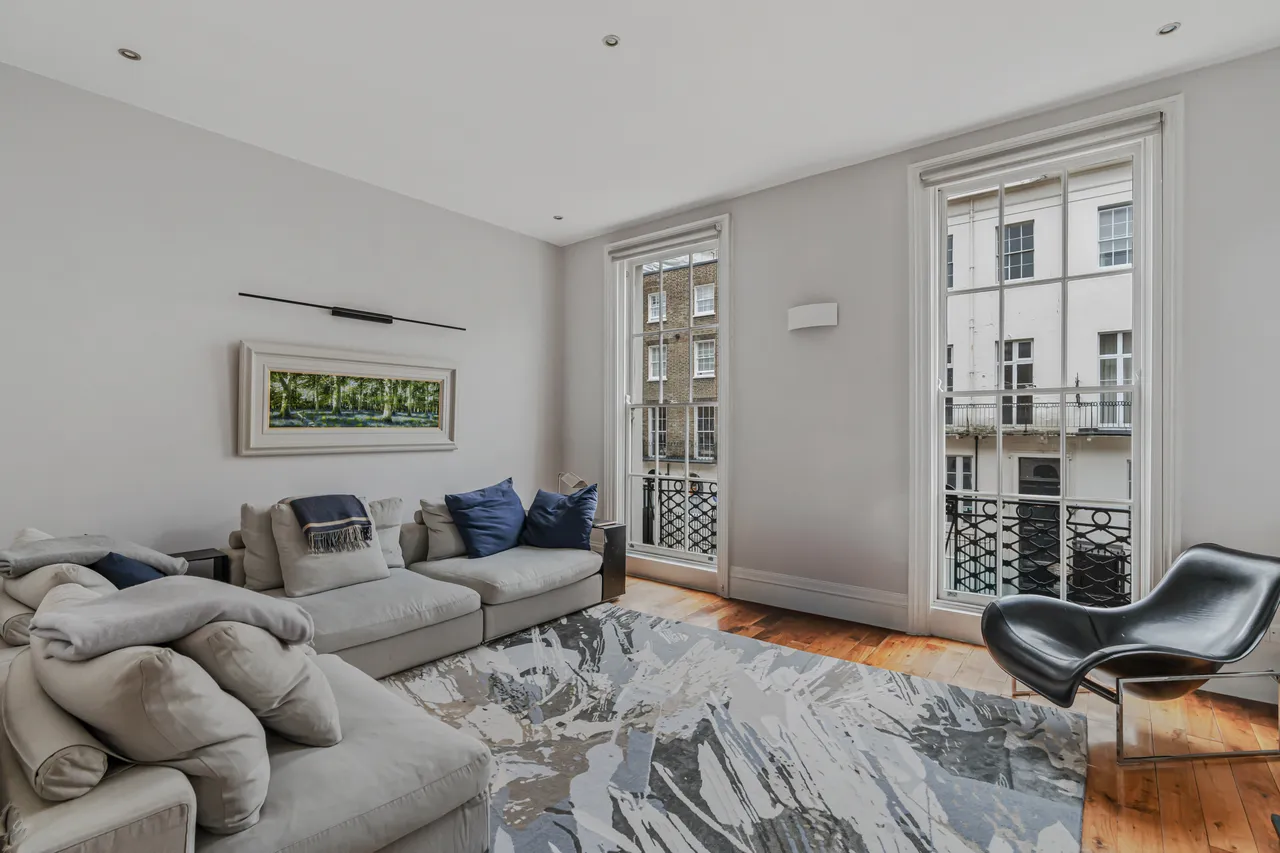 Knightsbridge, Ebury Street, Belgravia, London, photo 2