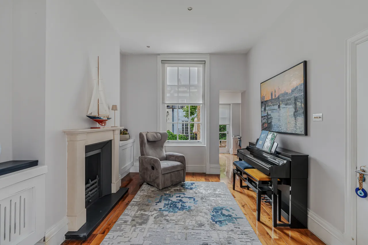 Knightsbridge, Ebury Street, Belgravia, London, photo 3