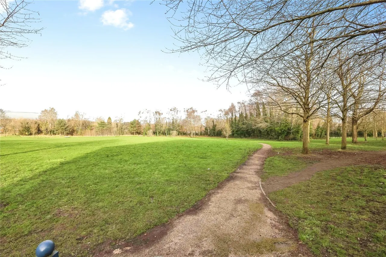 Warwick Road, Sutton Coldfield, B73, photo 16