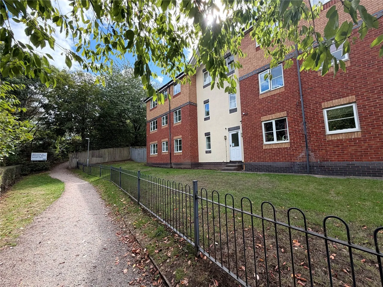Warwick Road, Sutton Coldfield, B73, photo 2