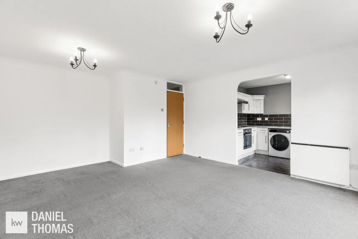 Kingsdale Court, Waltham Abbey, EN9, photo 12