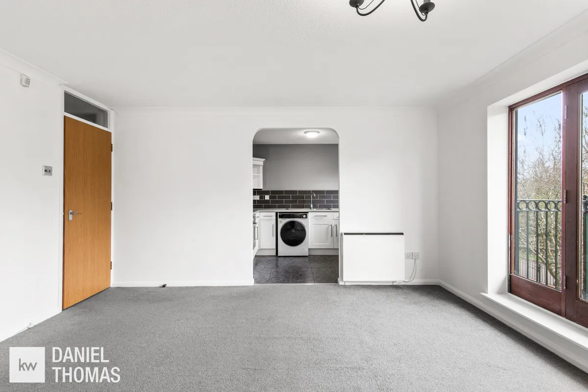 Kingsdale Court, Waltham Abbey, EN9, photo 13