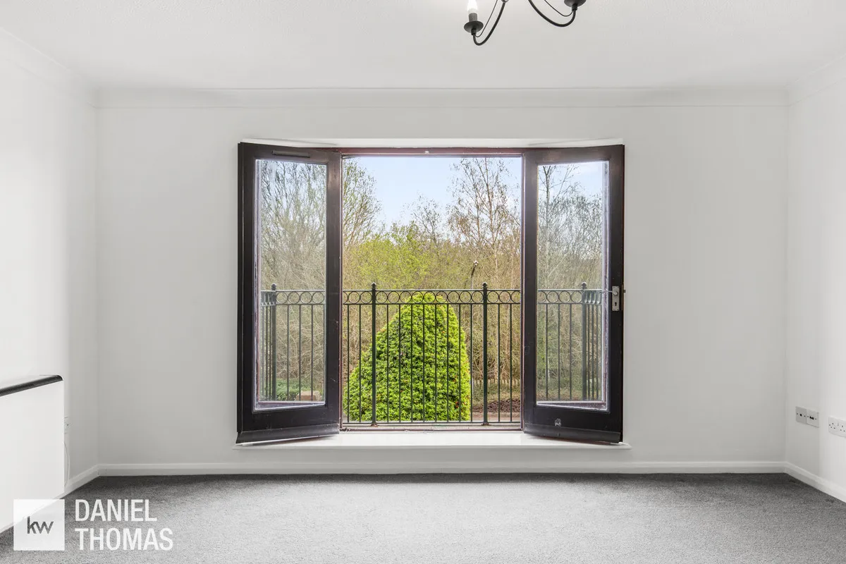 Kingsdale Court, Waltham Abbey, EN9, photo 8