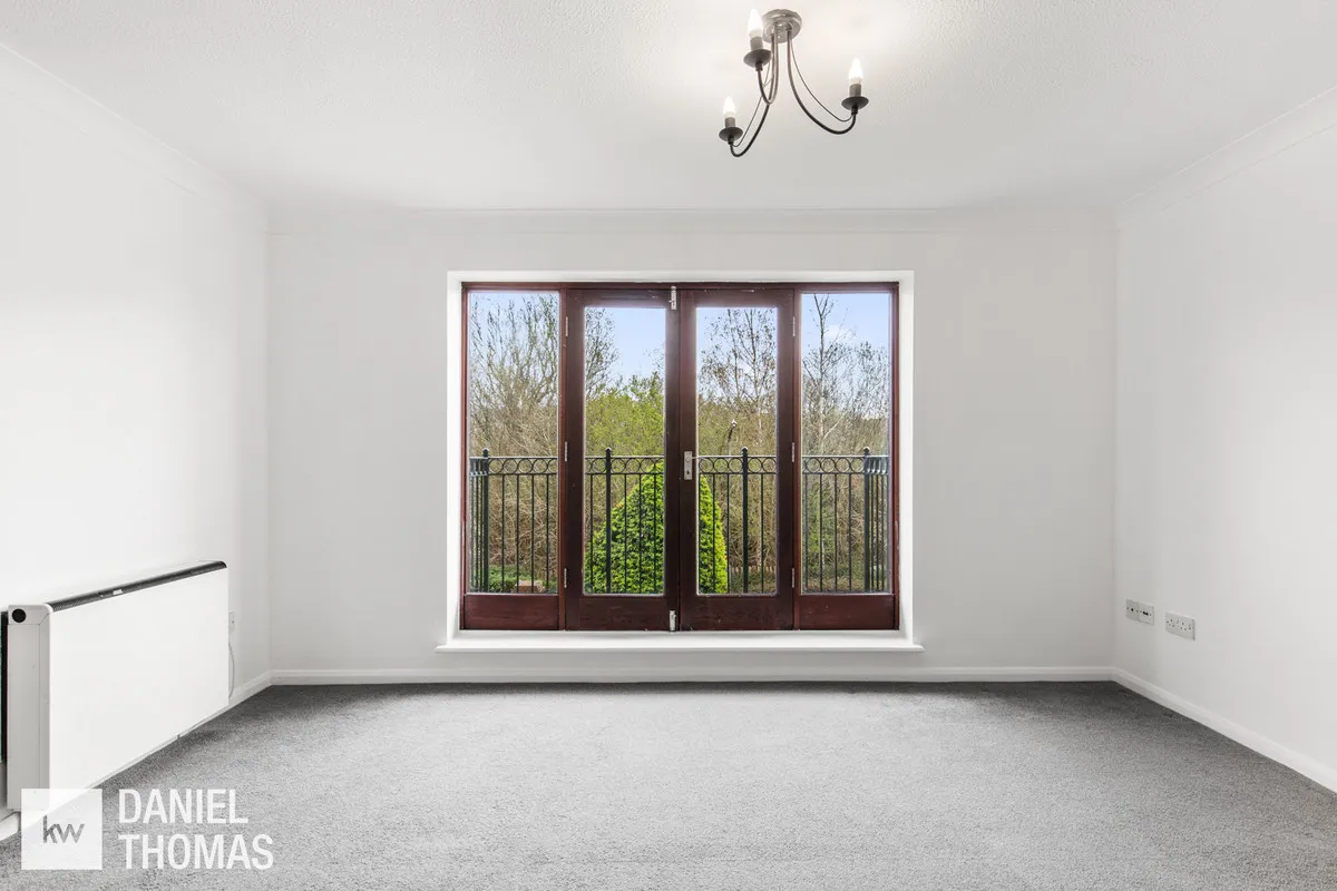 Kingsdale Court, Waltham Abbey, EN9, photo 6