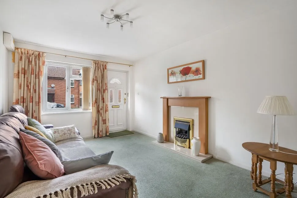 Hitchman Mews, Leamington Spa, Warwickshire, CV31, photo 2