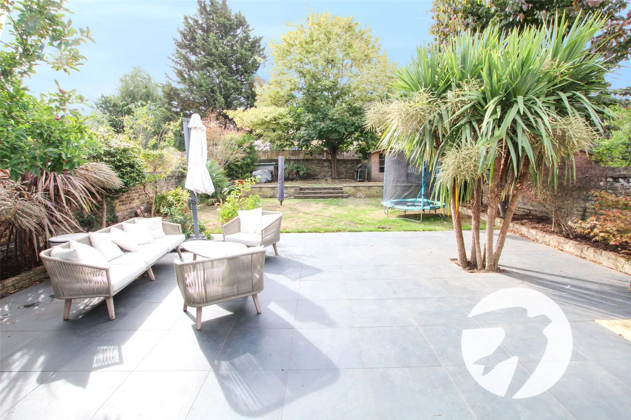 Glenlyon Road, London, SE9, photo 15