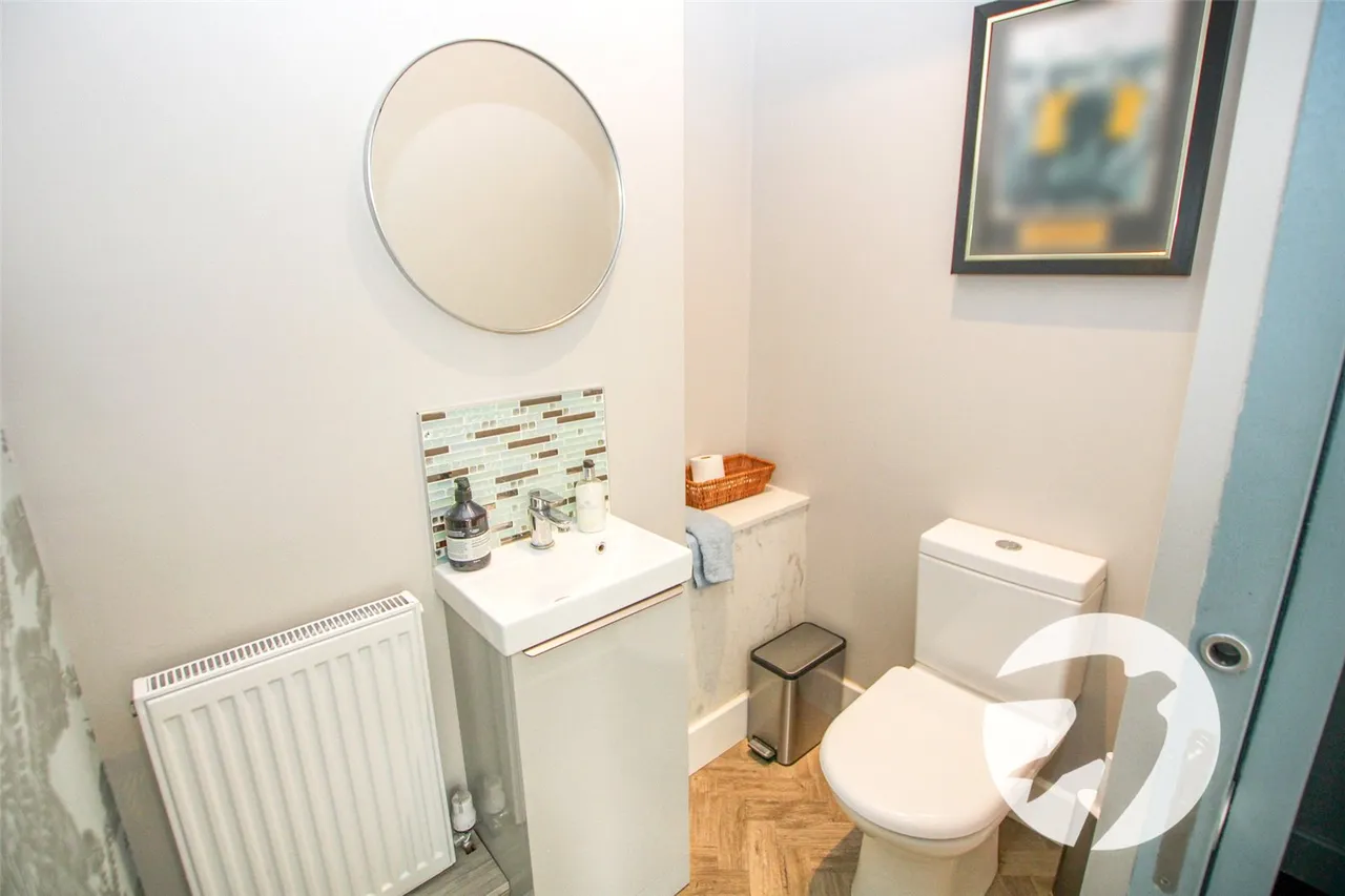 Glenlyon Road, London, SE9, photo 14