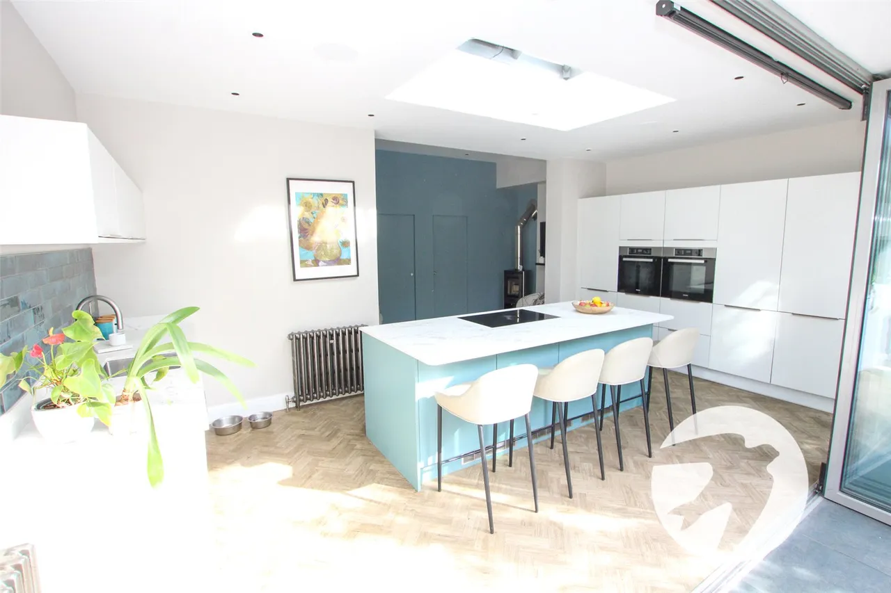 Glenlyon Road, London, SE9, photo 5