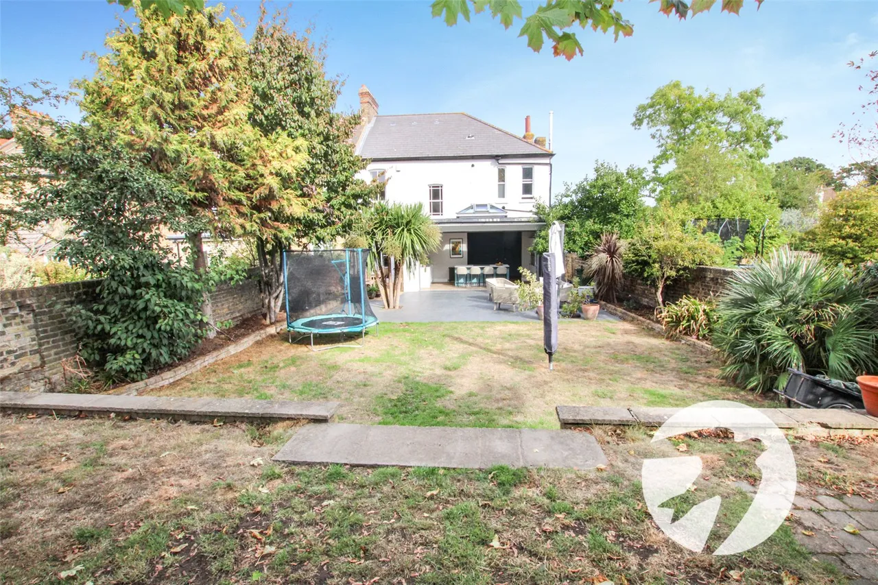 Glenlyon Road, London, SE9, photo 26
