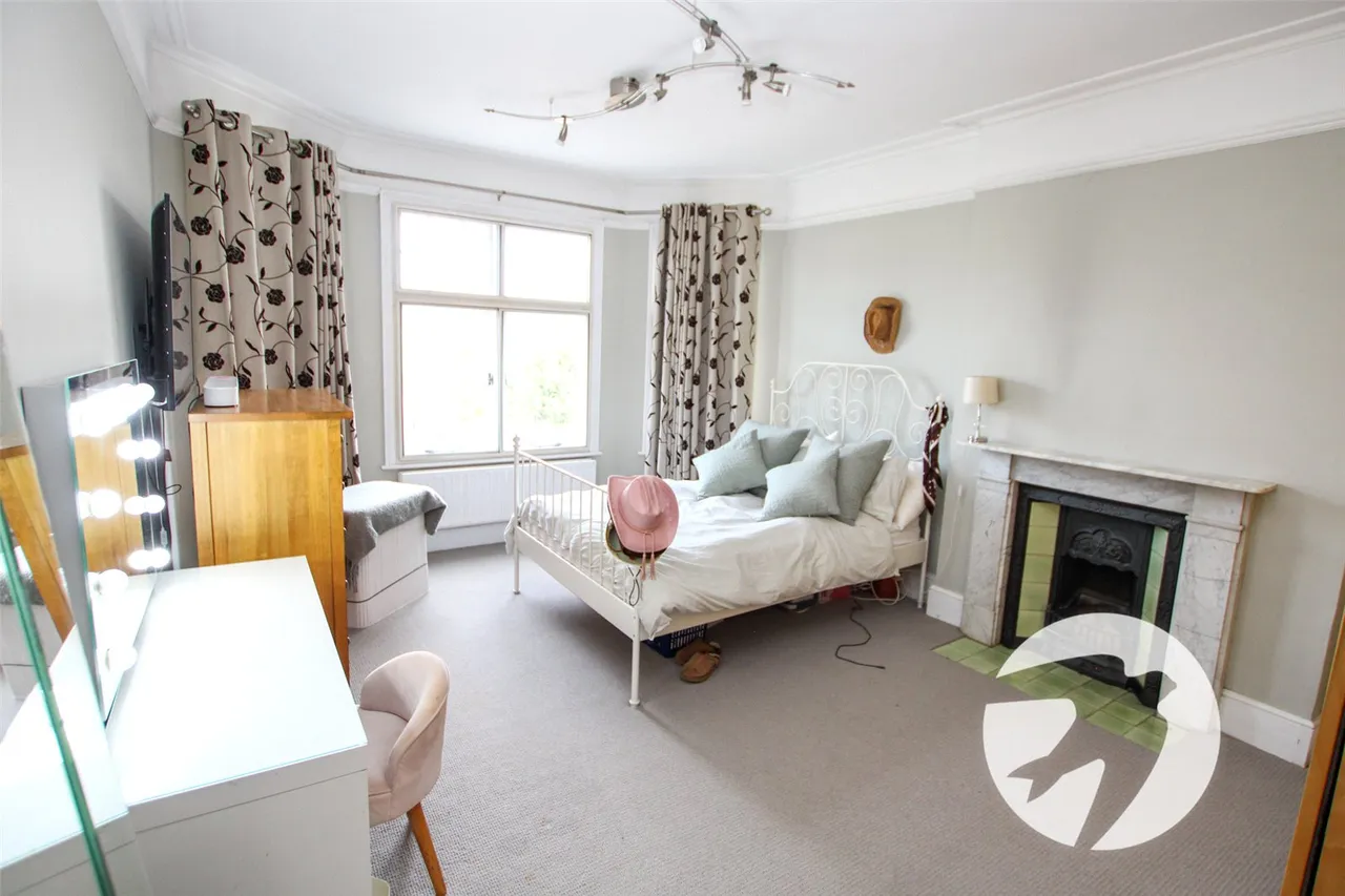 Glenlyon Road, London, SE9, photo 12