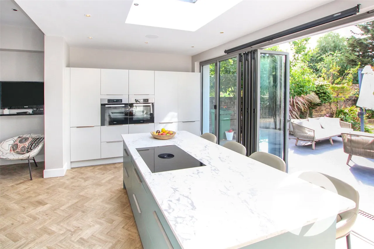 Glenlyon Road, London, SE9, photo 17