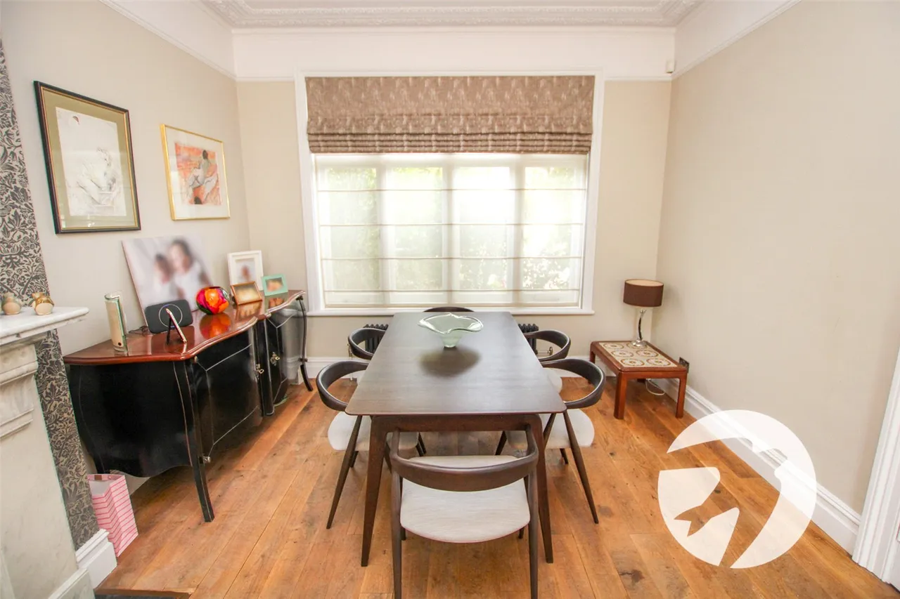 Glenlyon Road, London, SE9, photo 18