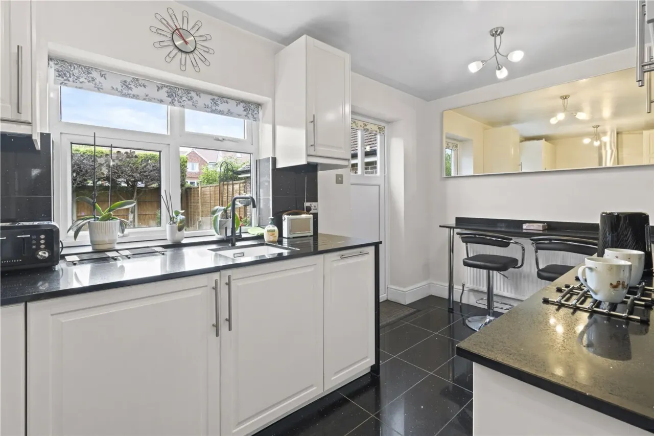 Summerfields Avenue, Hailsham, East Sussex, BN27, photo 5
