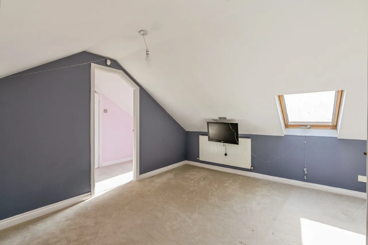 Down Hall Road, Rayleigh, SS6, photo 29