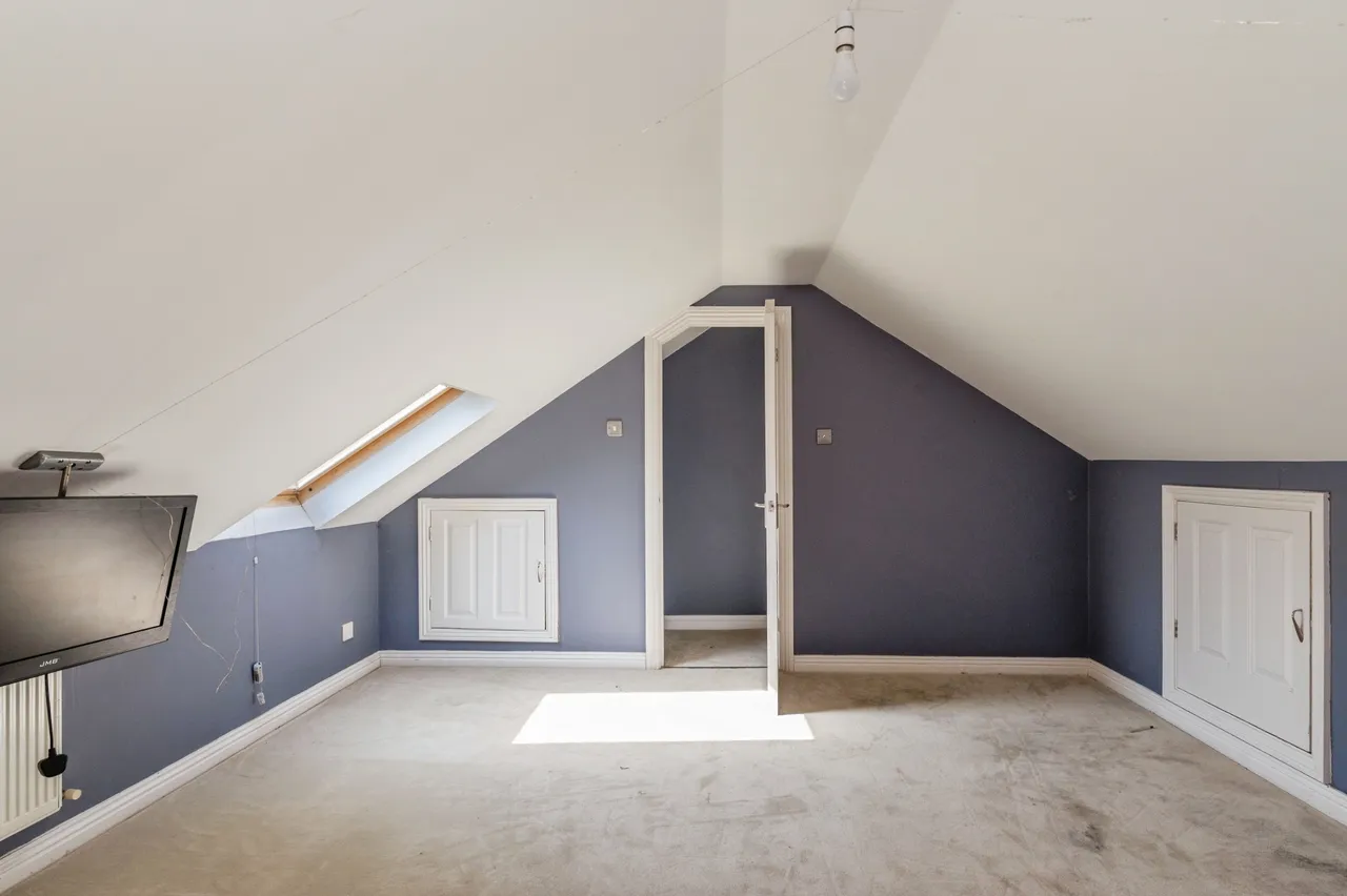 Down Hall Road, Rayleigh, SS6, photo 28