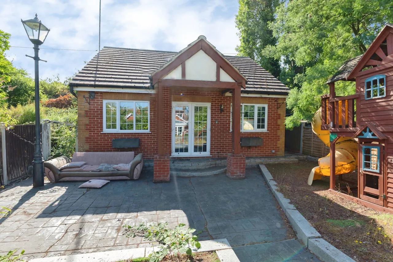 Down Hall Road, Rayleigh, SS6, photo 24