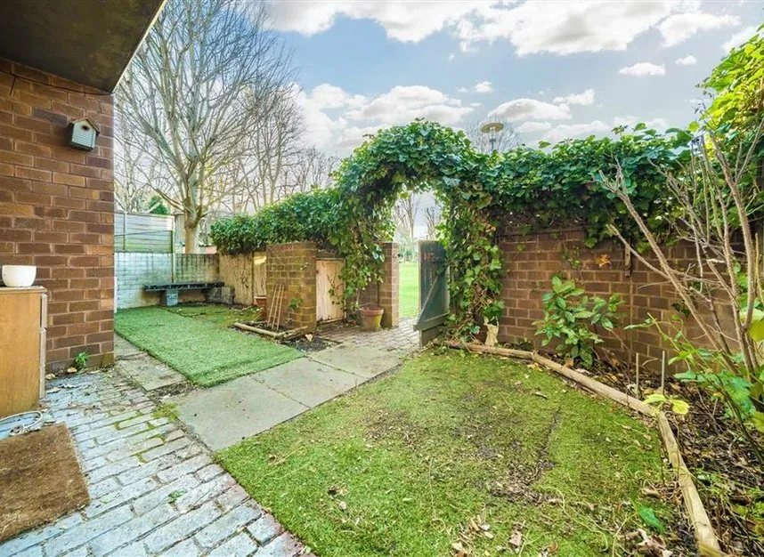 Pomeroy Street, Peckham, SE14, photo 2