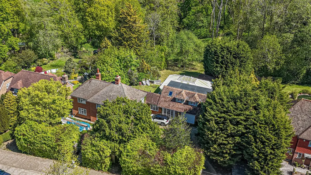 6 bed house for sale, Baldslow Down, Hastings