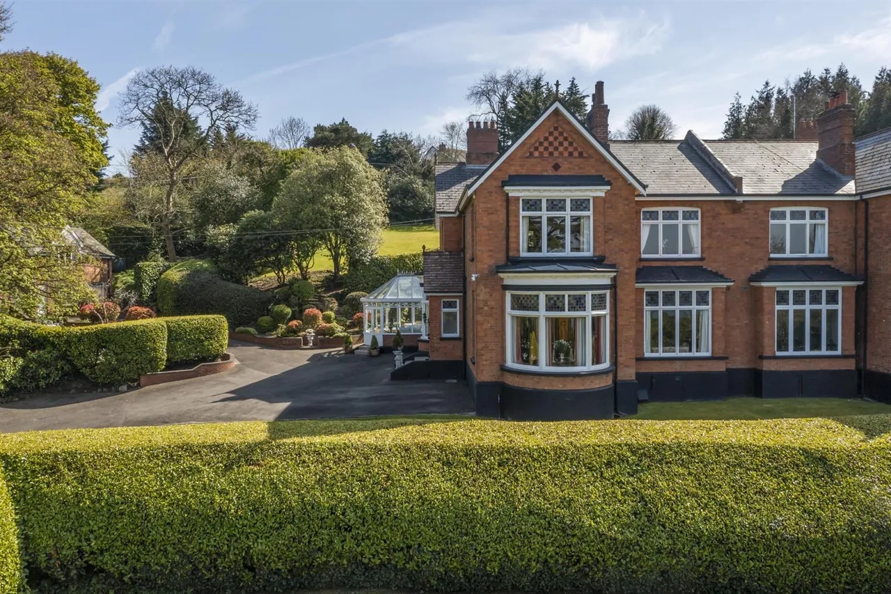 6 bed house for sale, Bangor Road, craigavad, BT18