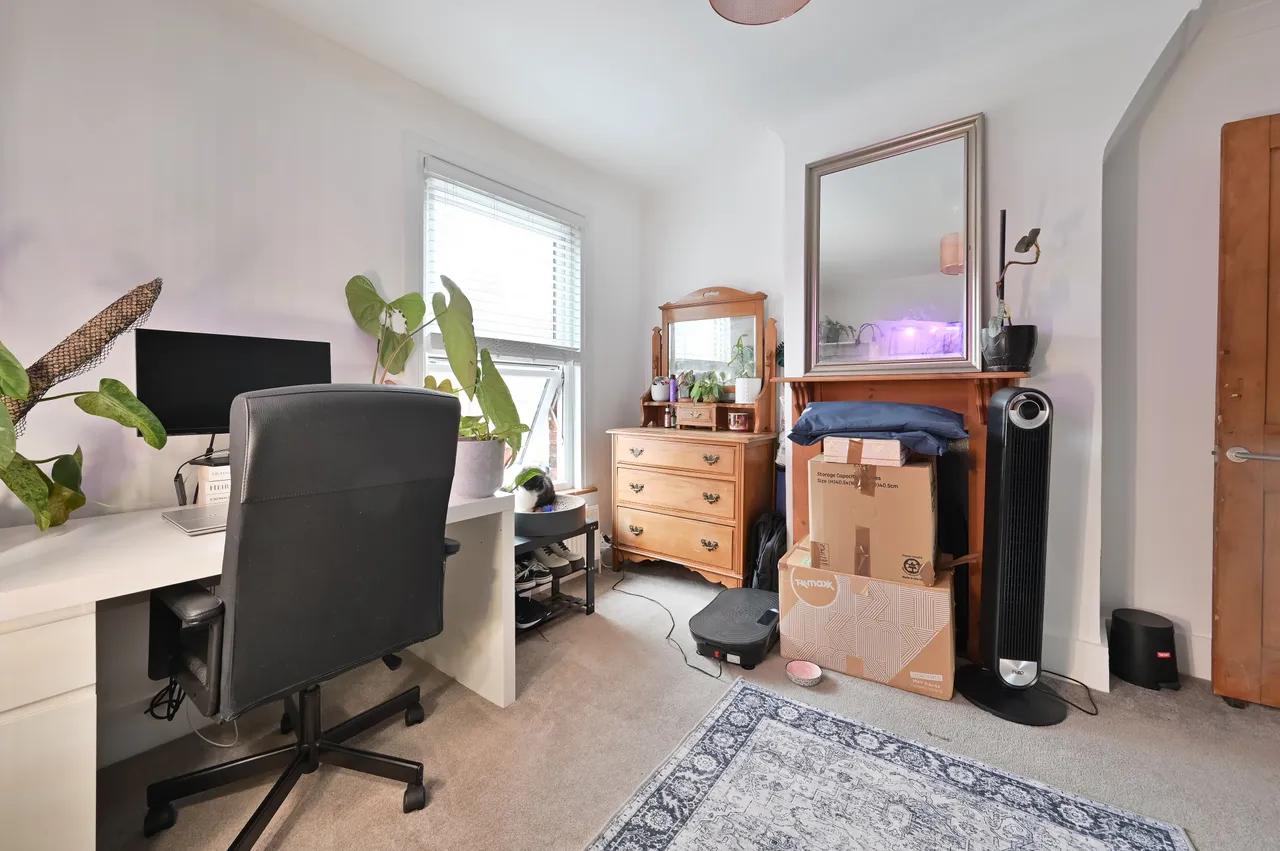 Watford, WD19, photo 11