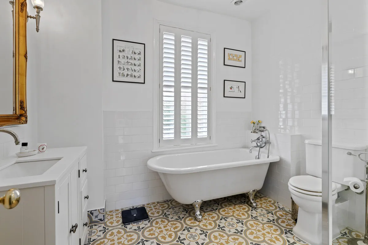 Thames Street, Sunbury-on-thames, TW16, photo 11