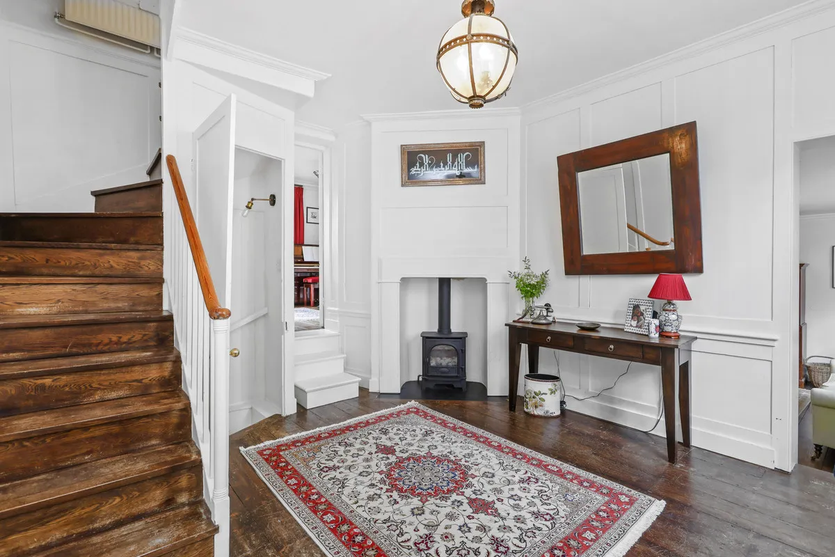Thames Street, Sunbury-on-thames, TW16, photo 6